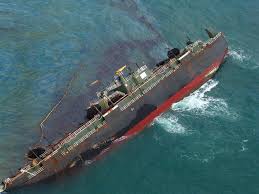oil-barge-spill